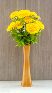 What are some simple tips for flower arrangement 2