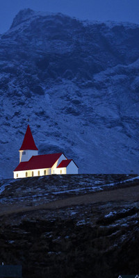 Houses in Iceland (2).jpg