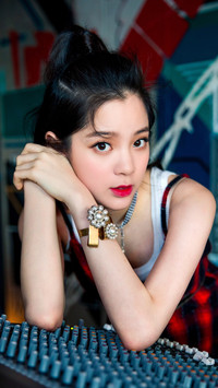 欧阳娜娜保持少女肌的秘诀