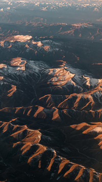 The morning light is beautiful on the Hengduan mountain peak