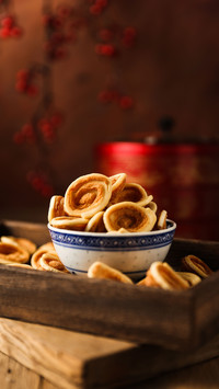 Simple homemade cats ears steamed catear shaped bread
