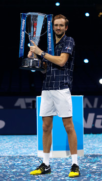 ATP年终总决赛诞生“新王”