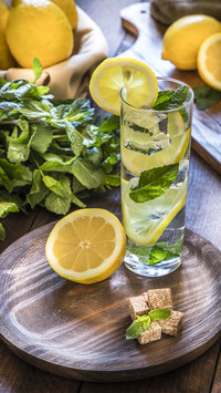 Different approaches to lemonade 69