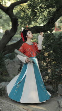 古代女性为什么穿长裙