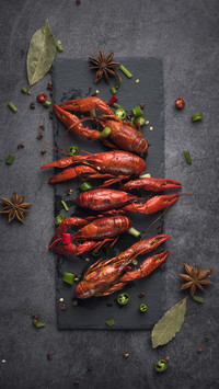 Is the head of crawfish essence or fece1