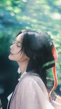 李一桐为何不温不火