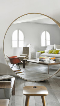Decorate your home with mirrors