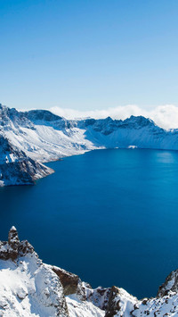 火山湖中有生命吗