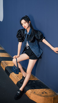 杨超越有多爱泡泡袖