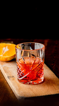Italian apéritif or Italian cocktail made with gin
