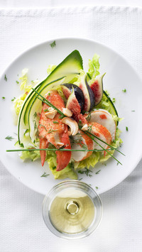 Necessary skills for eating lobster in summer 56