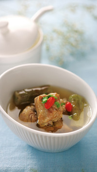 美味排骨汤
