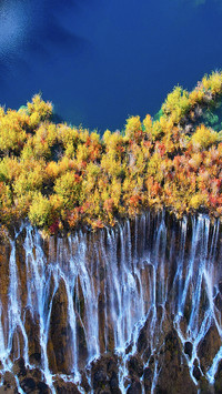 Oneday tour for special forces in jiuzhaigou in autumn