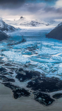 Vatnajokull glacier lake