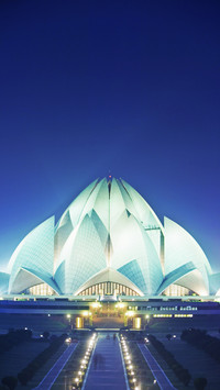 Experience the rich in India 15