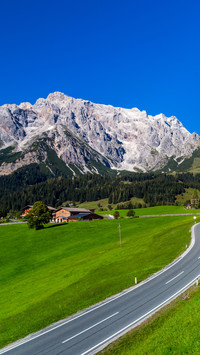 Enter the valley and countryside like an oil painting