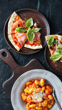 Homemade pizza together