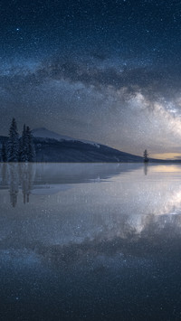 Kanas snow night galaxy