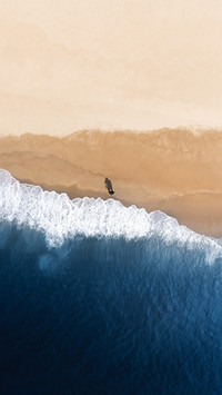Capturing the beauty of the vast ocean