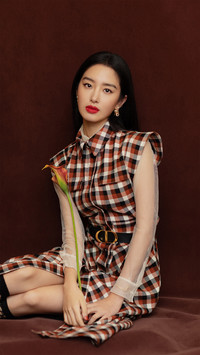 “冯女郎”杨采钰