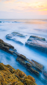 Waves and rocks in long exposure