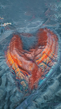 Colorful danxia is someone who understands color matching