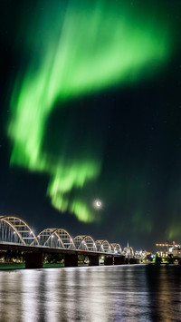 Bridge aurora