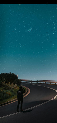 仰望星空 动态