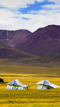 White tents on the roadside in Tibet 38