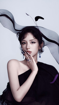 周也天选暗黑女神！