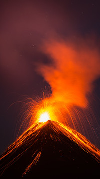 Stunning eruption view of Guatemala's Fuego Volcano