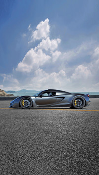 HennesseyVen80