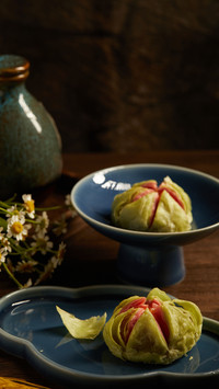 Beautiful and Delicious Lotus Crispy 18
