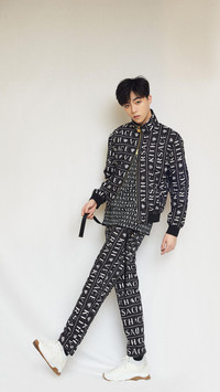 可爱大男孩陈立农