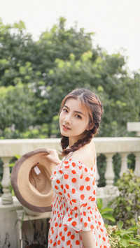 水蜜桃女孩