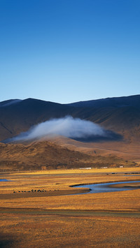 Plateau mountains
