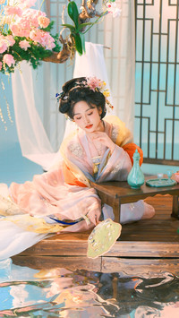 沈月簪花一梦入盛唐