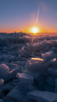 Morning Light on Ice Lake Chinese Knot