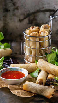 Delicious spring rolls 43