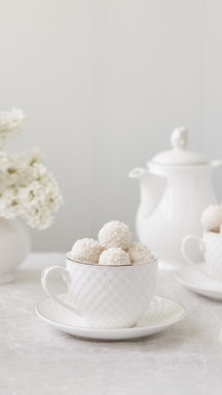 Raffaello Candies with Whole Almonds, Coconut Powder in Cups