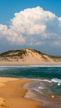 The bay under the sun