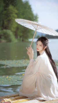美人妆-锐景创意