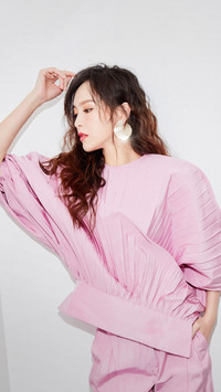 唐嫣美颜暴击来袭