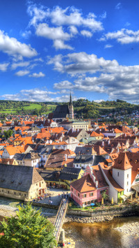The eight safest countries 82