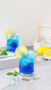 Iced Blue Lagoon Lemon Cocktail