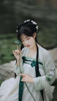 美人妆-锐景创意