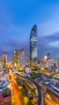 The most helpless highrise building in Bangkok 23