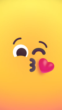 Emoji kiss