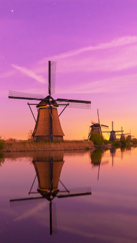 Lakeside windmill 2