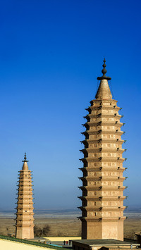 中国双塔城